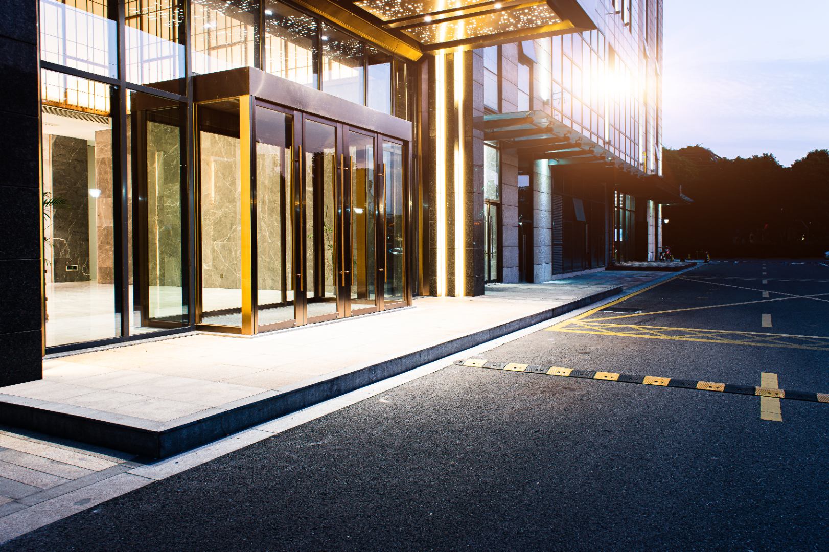 hotel curtain wall expert witness