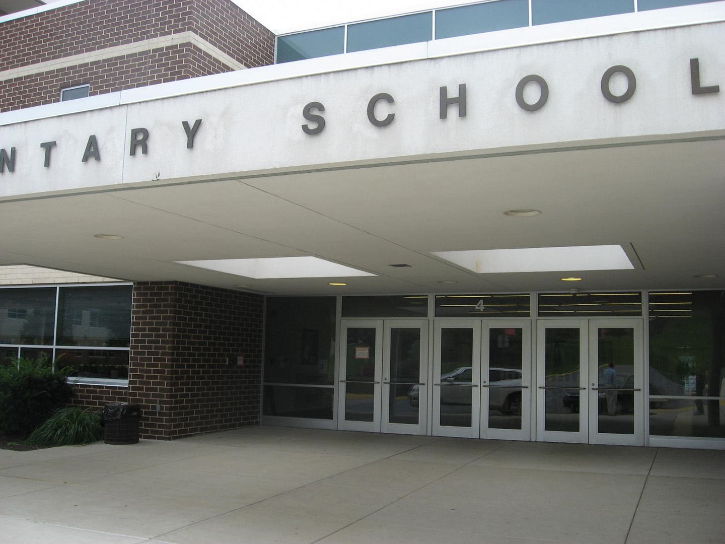 school construction expert witness